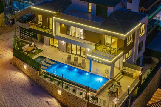 BLUE 8450 - Demre'de Lüksün Zirvesi: BLUE 8450 | Demre Villas ile Tatil
