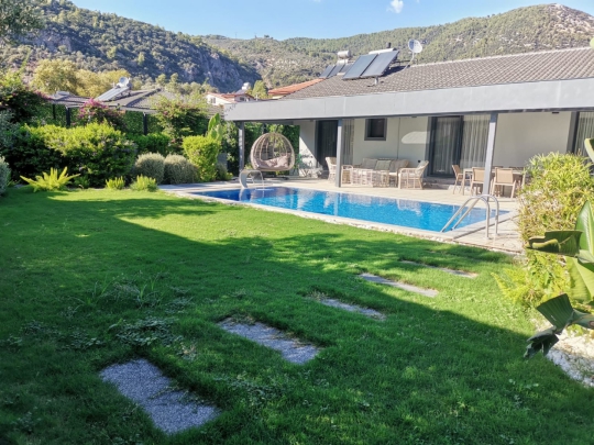 BLUE 7873 Fethiye Göcek İnlicede 4 Kişilik Kiralık Balayı Villası